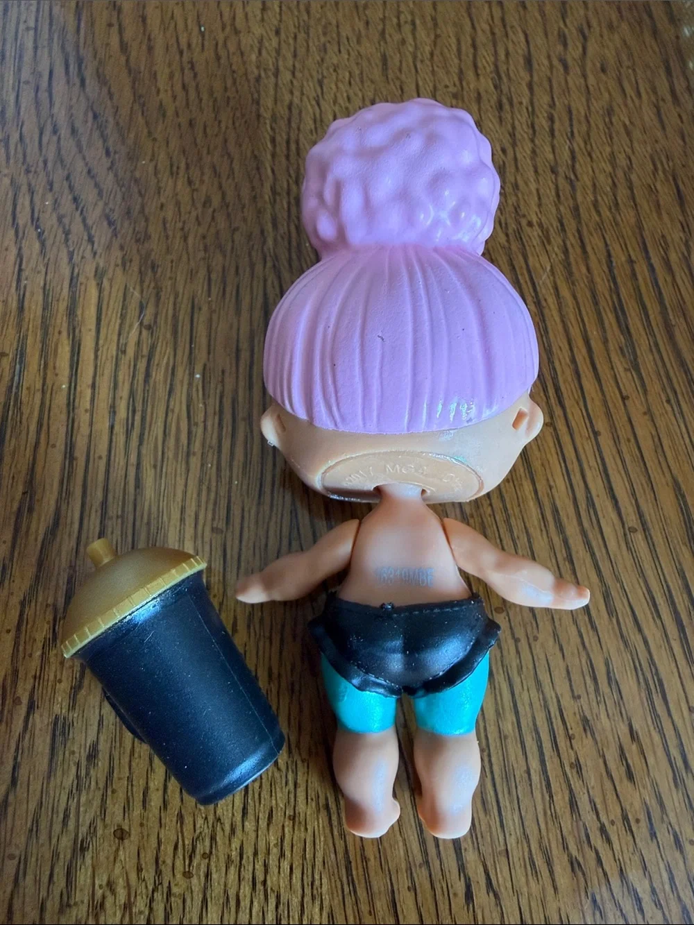 Touchdown L.O.L. Surprise! Doll Confetti Pop Series 3